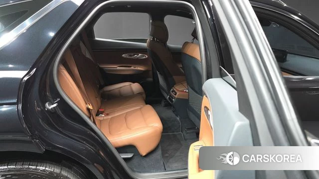 Genesis GV70 2021 Черный из Кореи, фото 3