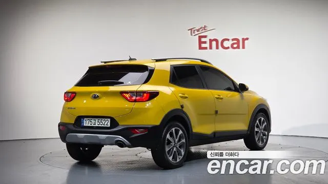 Kia Stonic 2018 Желтый из Кореи, фото 3