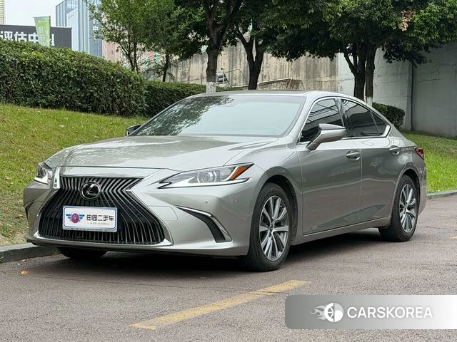 Lexus ES 2021 Серебристо-серый из Китая, фото 3