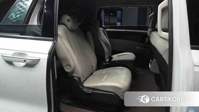 Kia Carnival 4th generation 2021 Белый из Кореи, фото 3