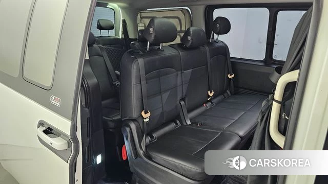 Hyundai Staria 2025 Белый из Кореи, фото 3