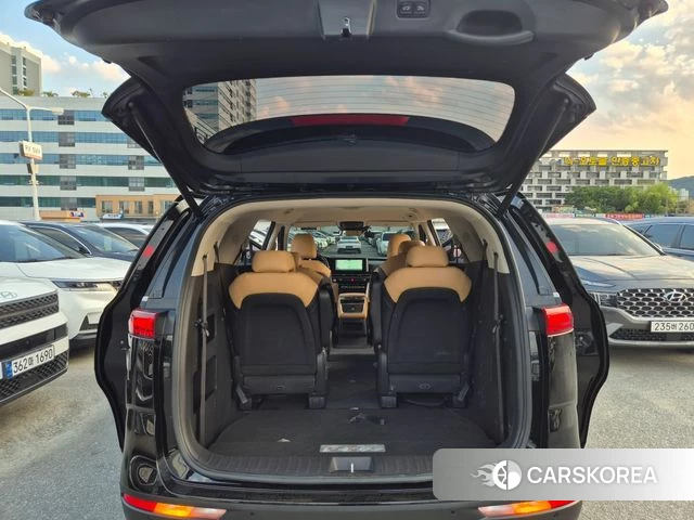 Kia Carnival 4th generation 2022 Черный из Кореи, фото 3