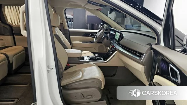 Kia Carnival 4th generation 2023 Белый из Кореи, фото 3