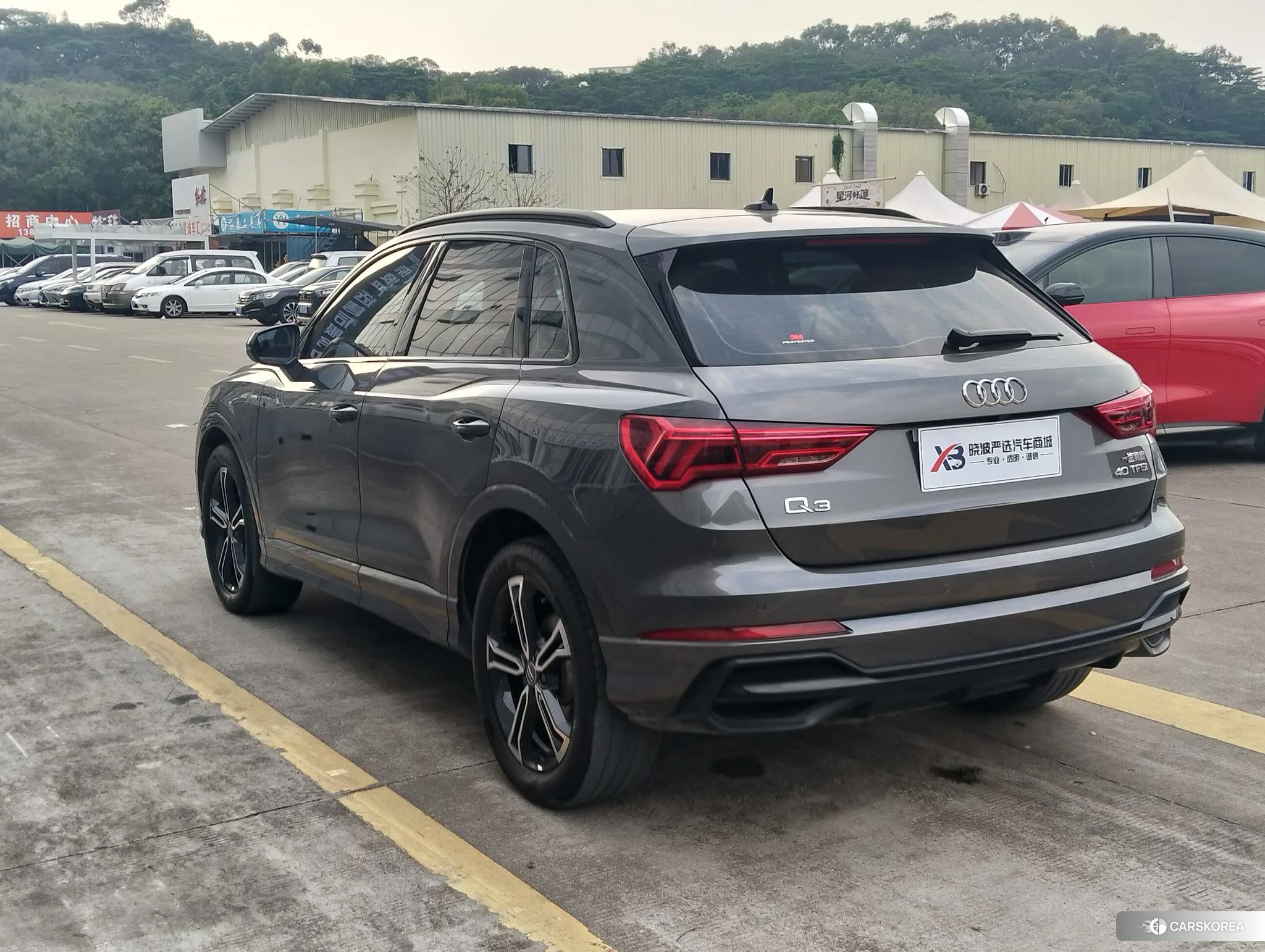 Audi Q3 2020 Темно-серый из Китая, фото 3