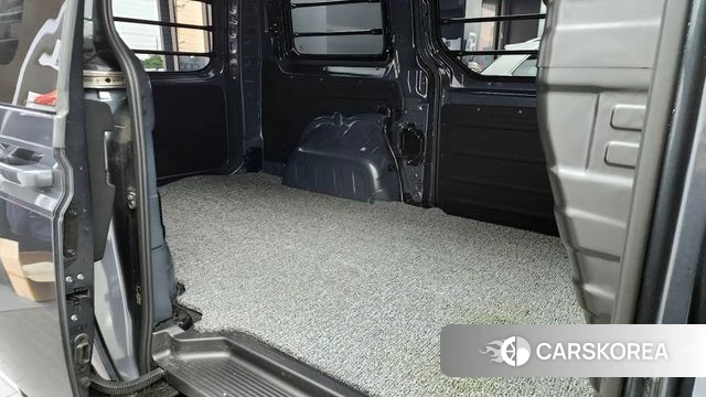 Hyundai Staria 2024 Серый из Кореи, фото 3