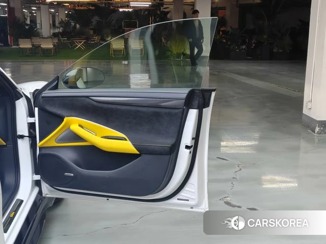 Xiaomi Car Xiaomi SU7 Ultra 2025 Белый из Китая, фото 3