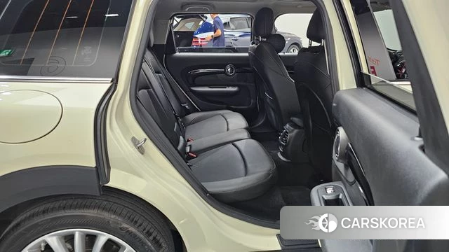 Mini Cooper Clubman 2019 Жемчужный цвет из Кореи, фото 3