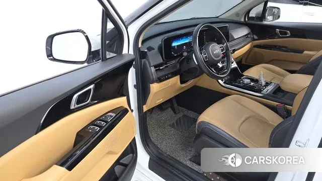 Kia Carnival 4th generation 2023 Белый из Кореи, фото 3