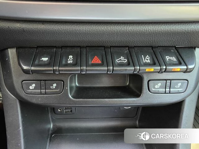 Chevrolet (GM Daewoo) Colorado 2020 Красный из Кореи, фото 3