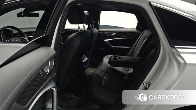 Audi A6 (C8) 2023 Белый из Кореи, фото 3