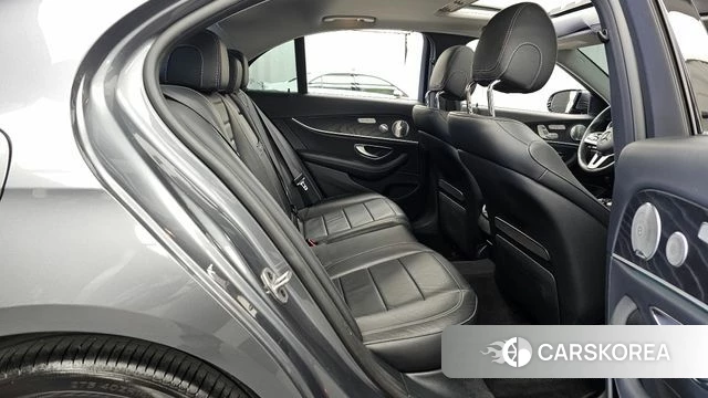 Mercedes-Benz E-Class W213 2019 Серый из Кореи, фото 3