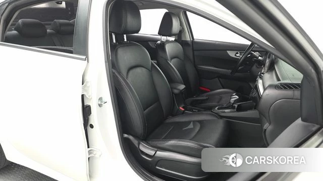 Kia Come New K3 2019 Белый из Кореи, фото 3