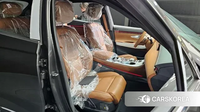 Genesis GV70 2025 Серый из Кореи, фото 3