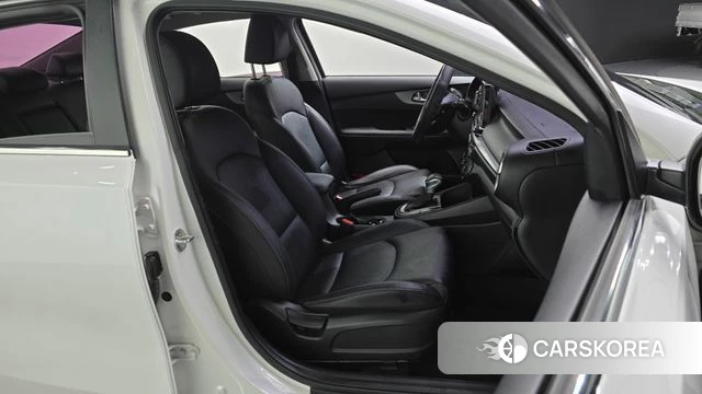 Kia Come New K3 2018 Белый из Кореи, фото 3