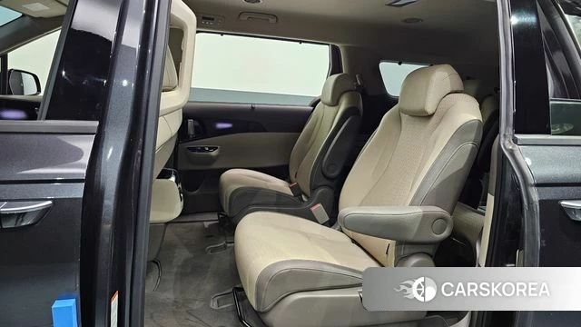 Kia Carnival 4th generation 2023 Серый из Кореи, фото 3