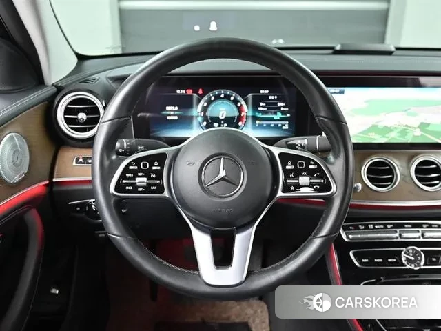 Mercedes-Benz E-Class W213 2019 Серый из Кореи, фото 3