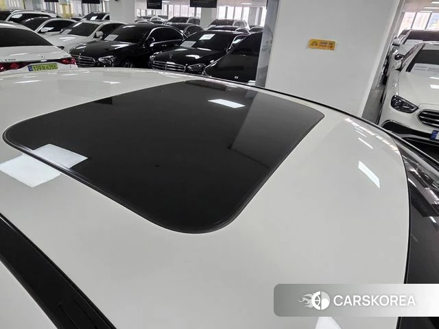 Mercedes-Benz E-Class W213 2022 Белый из Кореи, фото 3