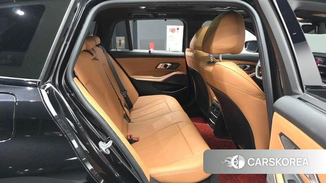 BMW 3 Series (G20) 2025 Черный из Кореи, фото 3