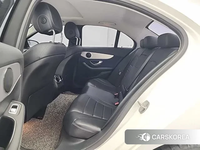 Mercedes-Benz C-Class W205 2018 Белый из Кореи, фото 3