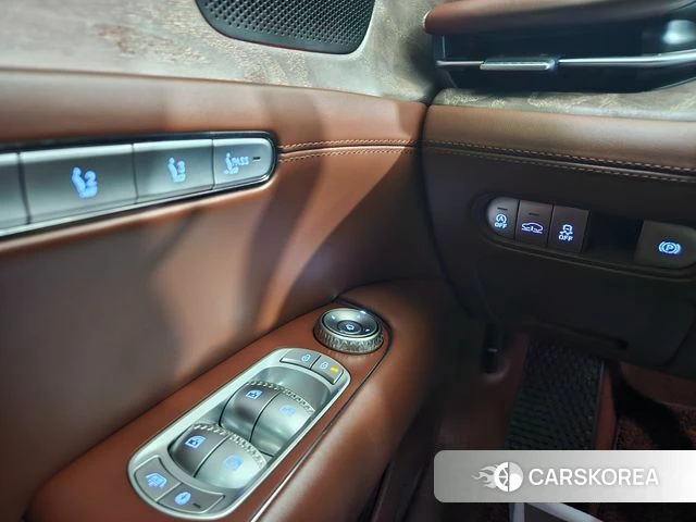 Genesis G90 (RS4) 2022 Белый из Кореи, фото 3