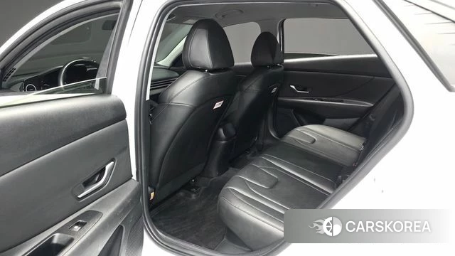 Hyundai Avante Hybrid (CN7) 2022 Черный из Кореи, фото 3