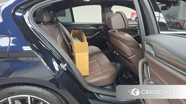 BMW 5 Series (G30) 2021 Черный из Кореи, фото 3