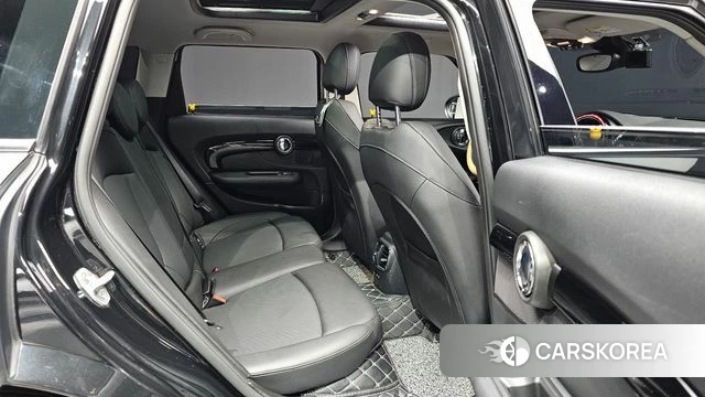 Mini Cooper Clubman 2022 Черный из Кореи, фото 3