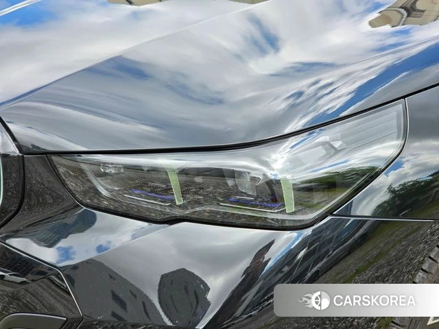 BMW 5 Series (G60) 2025 Черный из Кореи, фото 3