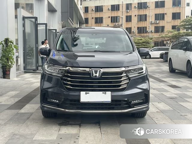 Honda Odyssey 2023 Темно-серый из Китая, фото 3