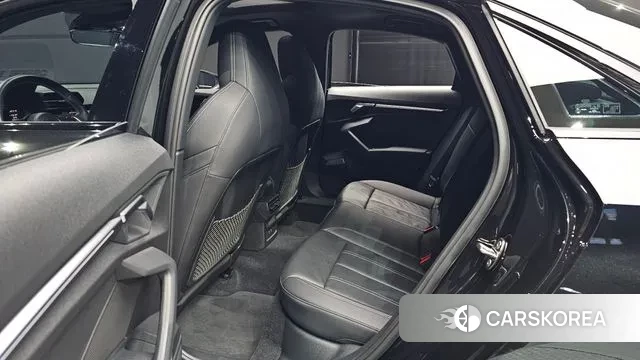 Audi S3 (8Y) 2023 Черный из Кореи, фото 3