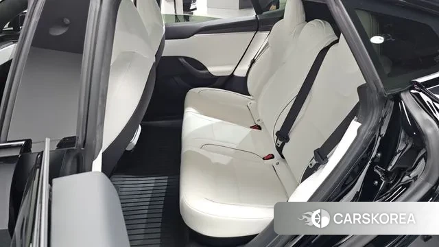 Tesla Model S 2023 Черный из Кореи, фото 3