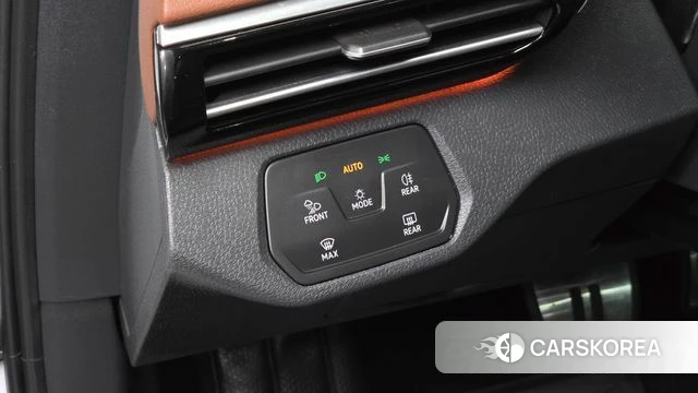 Volkswagen ID.4 2022 Белый из Кореи, фото 3