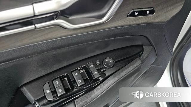 Kia Sportage 5th Generation 2021 Белый из Кореи, фото 3