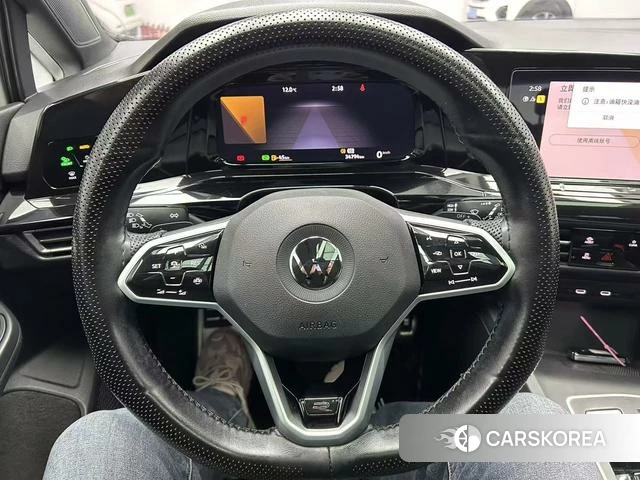 Volkswagen Golf 2022 Белый из Китая, фото 3