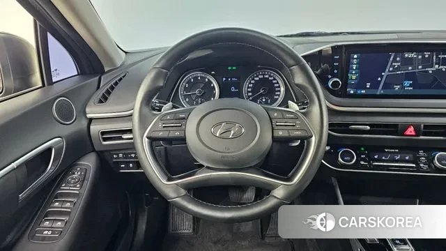Hyundai Sonata (DN8) 2019 Серебристо-серый из Кореи, фото 3