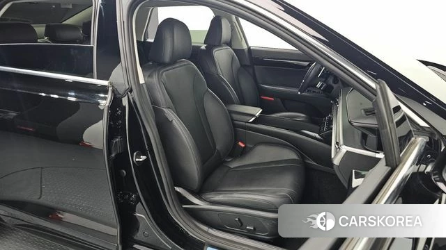 Hyundai Grandeur (GN7) 2023 Черный из Кореи, фото 3