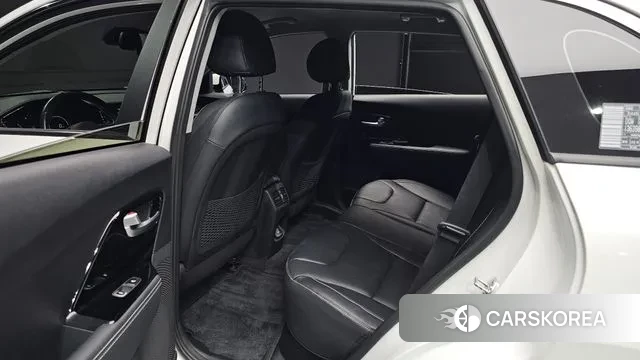 Kia Niro EV 2021 Белый из Кореи, фото 3