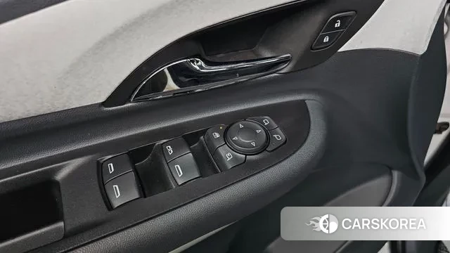 Chevrolet (GM Daewoo) Bolt EV 2019 Белый из Кореи, фото 3