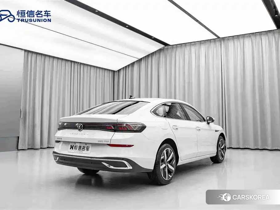 Volkswagen Lamando 2024 Белый из Китая, фото 3