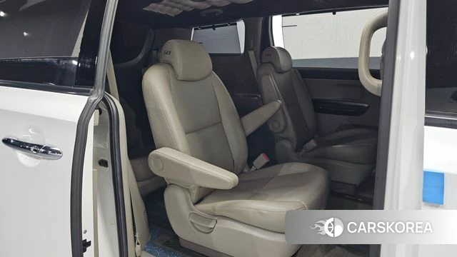 Kia The New Carnival 2019 Белый из Кореи, фото 3