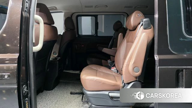 Hyundai The New Grand Starex 2019 Коричневый из Кореи, фото 3