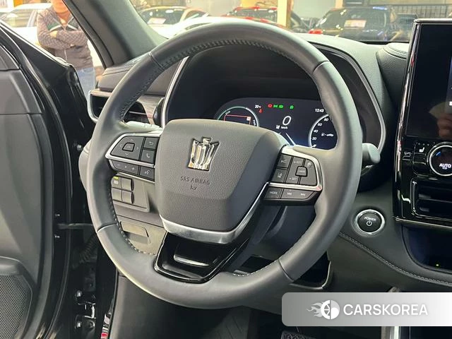 Toyota Crown Lufang 2025 Черный из Китая, фото 3