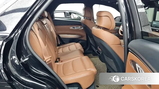 Genesis GV70 2022 Черный из Кореи, фото 3