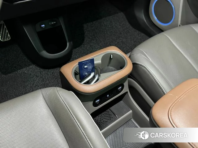 Hyundai Ionic 5 2022 Серебристо-серый из Кореи, фото 3