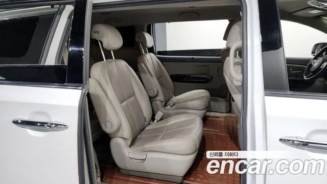 Kia The New Carnival 2019 Белый из Кореи, фото 3