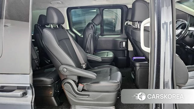 Hyundai Staria 2024 Серый из Кореи, фото 3