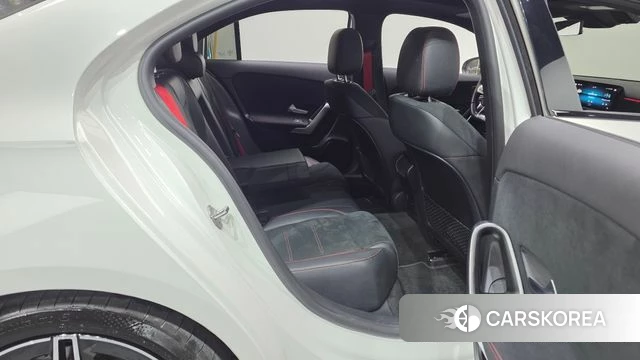 Mercedes-Benz A-Class W177 2022 Белый из Кореи, фото 3