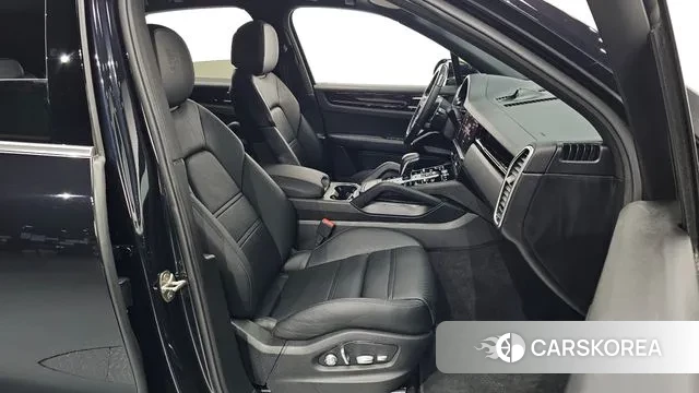 Porsche Cayenne (PO536) 2021 Черный из Кореи, фото 3