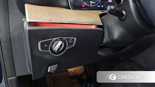 Mercedes-Benz E-Class W213 2022 Синий из Кореи, фото 3