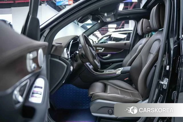 Mercedes-Benz GLC 2021 Черный из Китая, фото 3